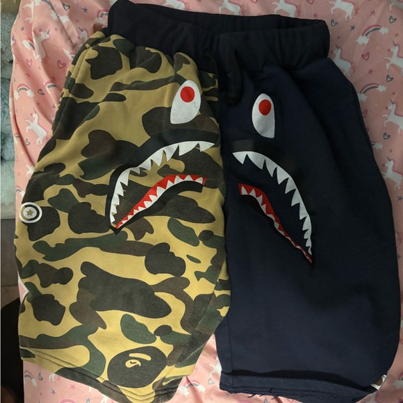 Bathing ape (bape) boys XXL men’s (small)shorts - Picture 3 of 4